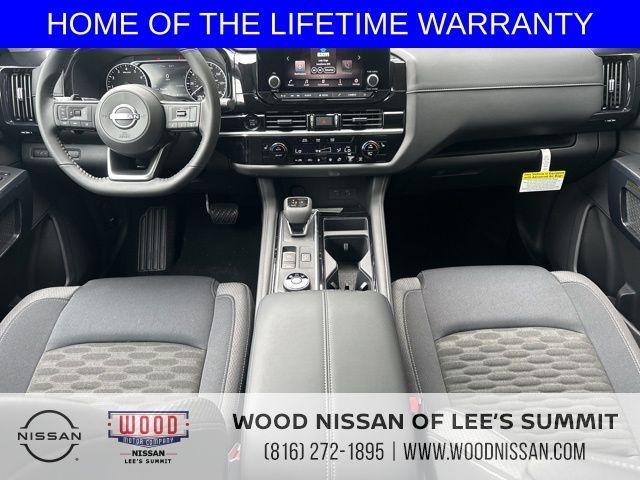 new 2025 Nissan Pathfinder car, priced at $35,491