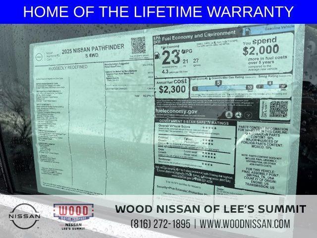 new 2025 Nissan Pathfinder car, priced at $37,727