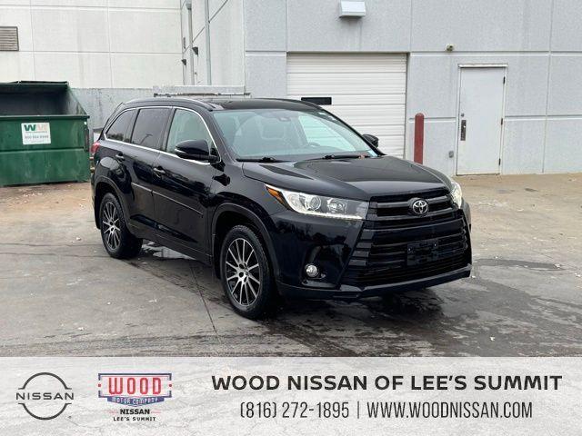 used 2018 Toyota Highlander car, priced at $22,855