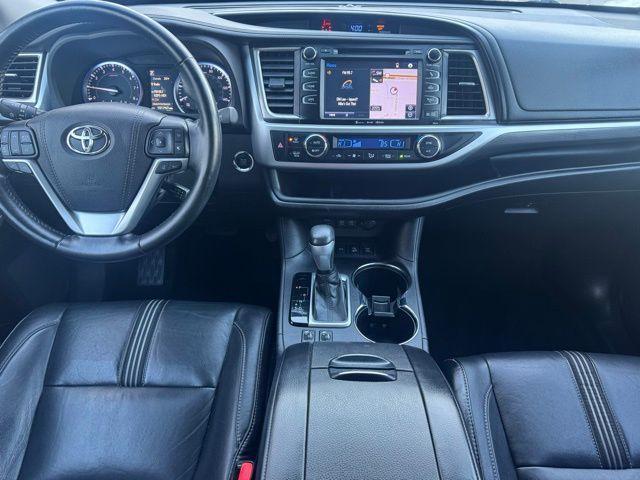 used 2018 Toyota Highlander car, priced at $22,855