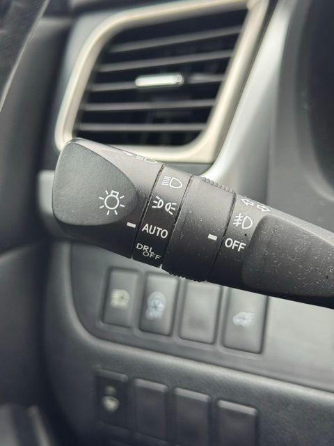 used 2018 Toyota Highlander car, priced at $22,855