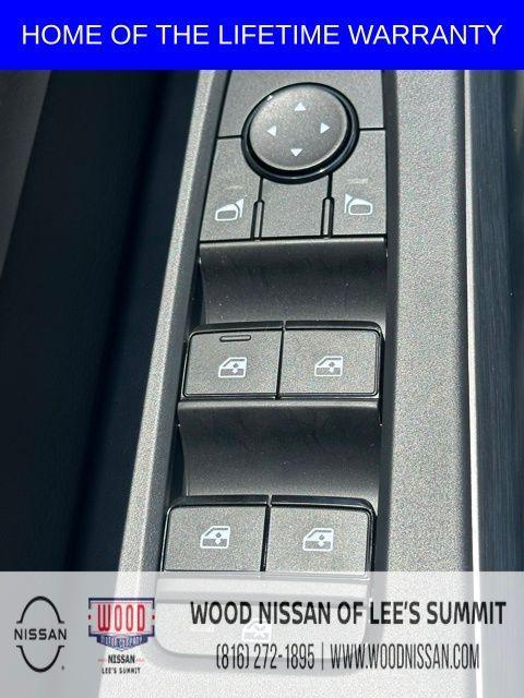 new 2025 Nissan Pathfinder car, priced at $37,654