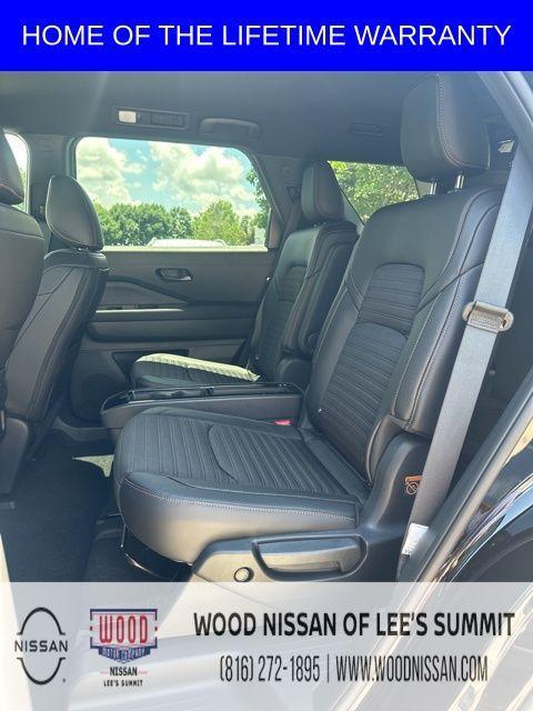 new 2025 Nissan Pathfinder car, priced at $37,654
