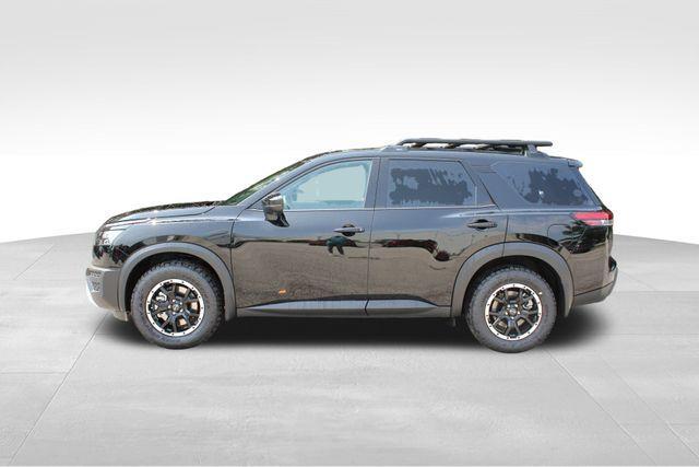 new 2024 Nissan Pathfinder car, priced at $40,451