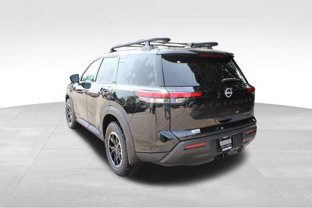 new 2024 Nissan Pathfinder car, priced at $40,451