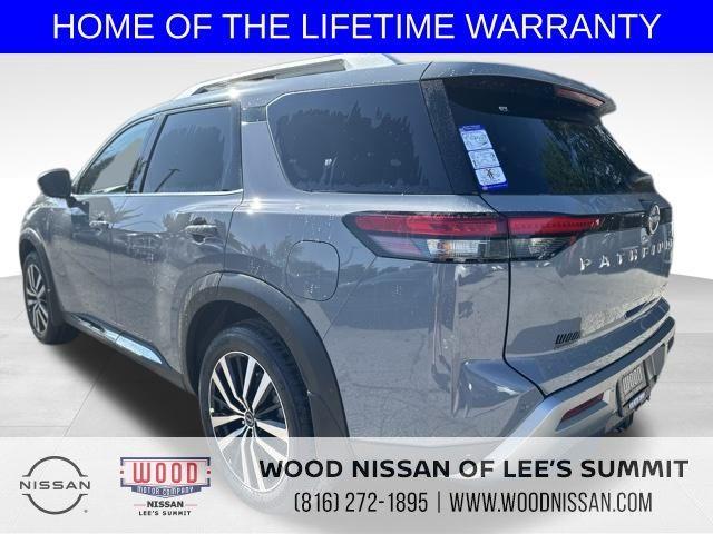 new 2025 Nissan Pathfinder car, priced at $49,702