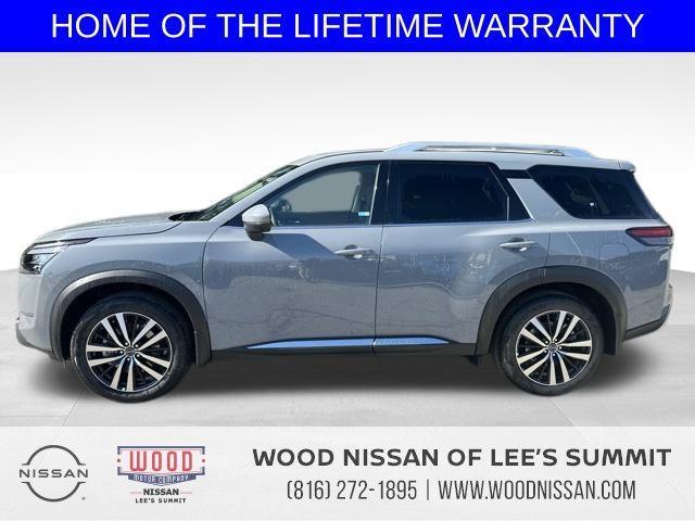 new 2025 Nissan Pathfinder car, priced at $49,702