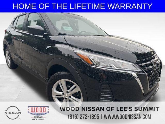 new 2025 Nissan Kicks Play car, priced at $21,350