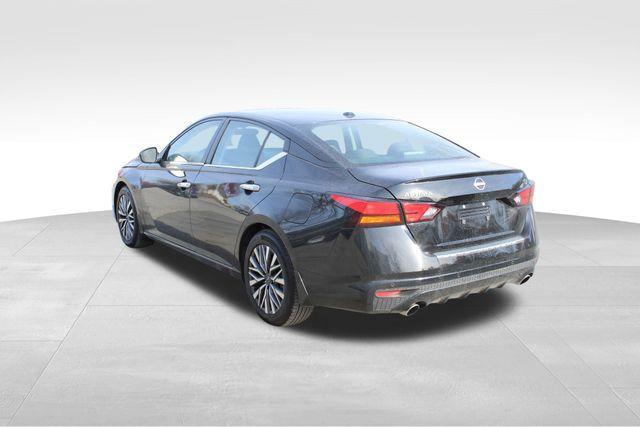 used 2023 Nissan Altima car, priced at $22,980