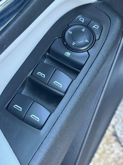 used 2021 Chevrolet Equinox car, priced at $14,733