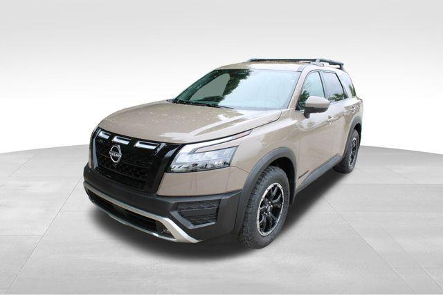 new 2024 Nissan Pathfinder car, priced at $40,817