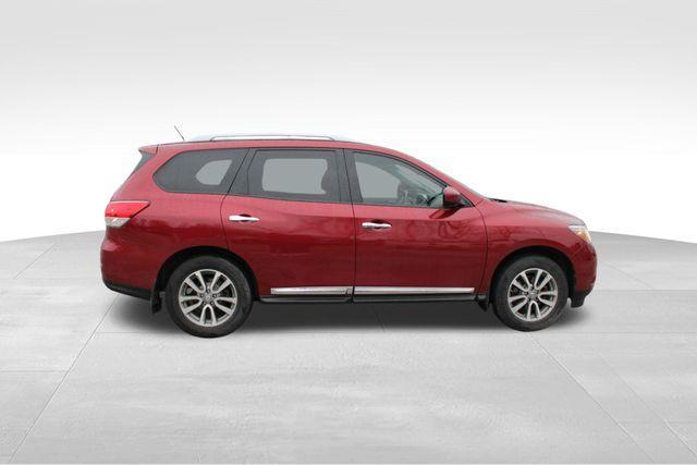 used 2014 Nissan Pathfinder car, priced at $8,950