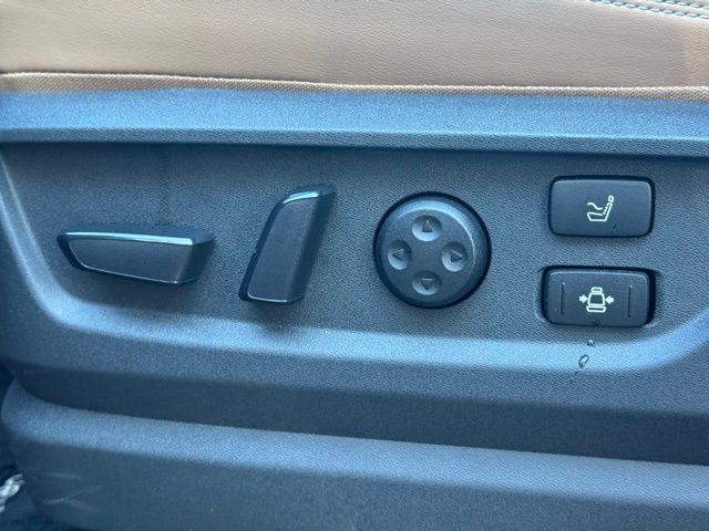 used 2025 INFINITI QX80 car, priced at $74,751