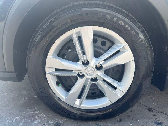 used 2025 Nissan Kicks Play car, priced at $19,437