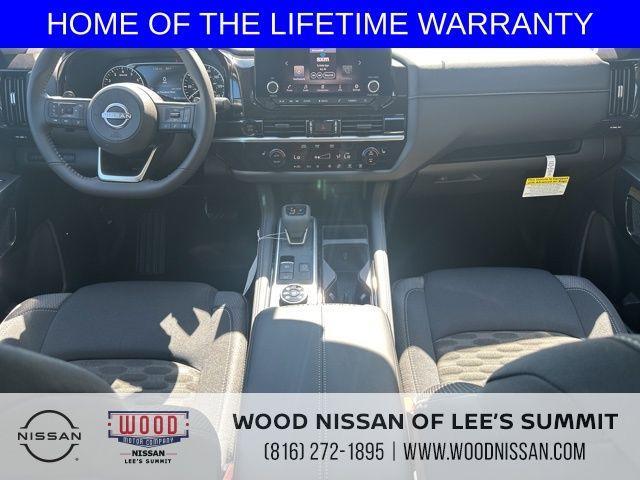 new 2025 Nissan Pathfinder car, priced at $40,379