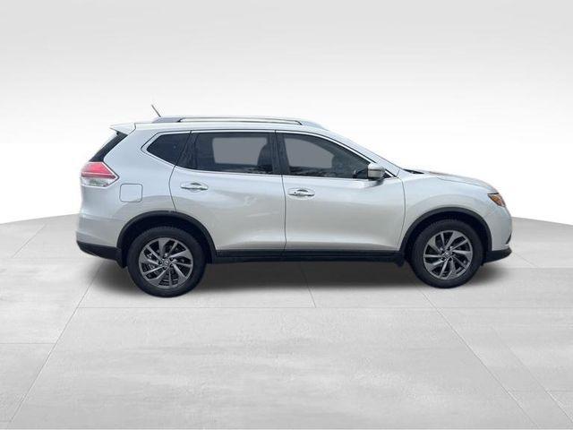 used 2016 Nissan Rogue car, priced at $14,117