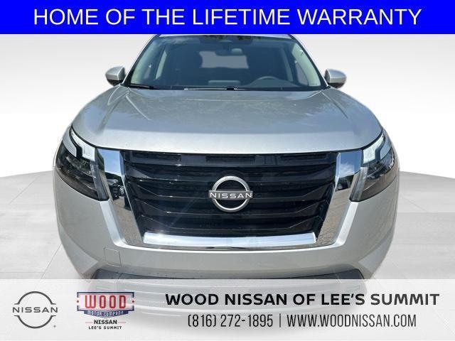 new 2025 Nissan Pathfinder car, priced at $40,379