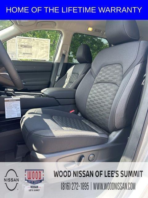 new 2025 Nissan Pathfinder car, priced at $40,379