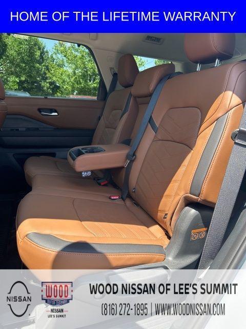 new 2025 Nissan Pathfinder car, priced at $47,079
