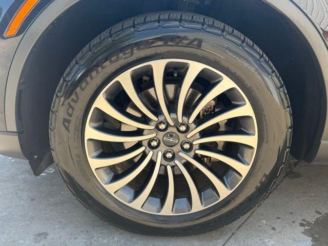 used 2022 Lincoln Aviator car, priced at $45,977