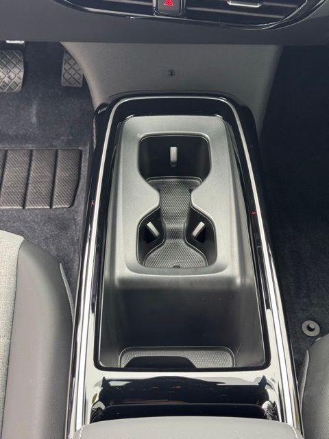 used 2025 Volkswagen ID.4 car, priced at $35,946