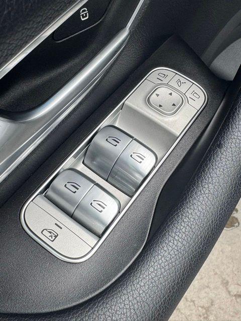 used 2024 Mercedes-Benz GLE 350 car, priced at $49,989