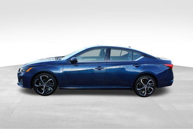 used 2023 Nissan Altima car, priced at $19,320