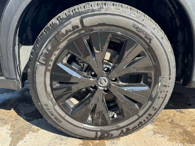 used 2021 Nissan Rogue car, priced at $17,943