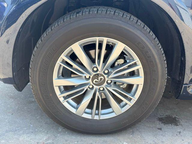 used 2024 INFINITI QX80 car, priced at $54,017