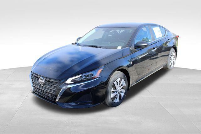 new 2025 Nissan Altima car, priced at $26,840