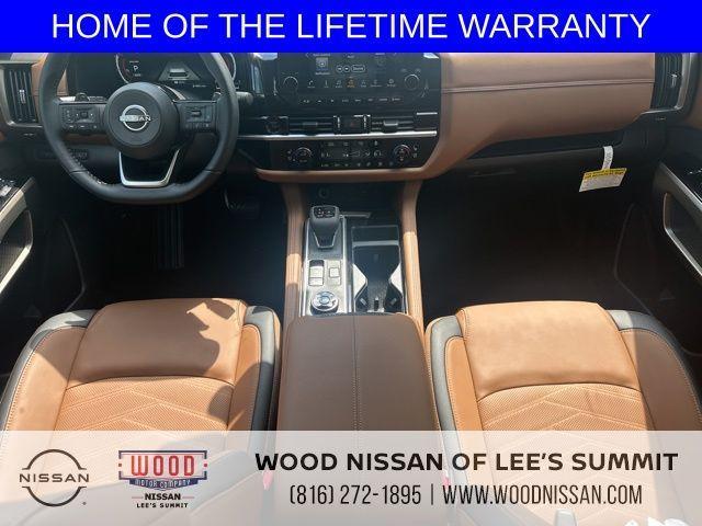 new 2025 Nissan Pathfinder car, priced at $51,194