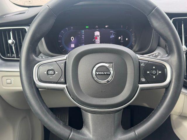 used 2022 Volvo XC60 car, priced at $23,166