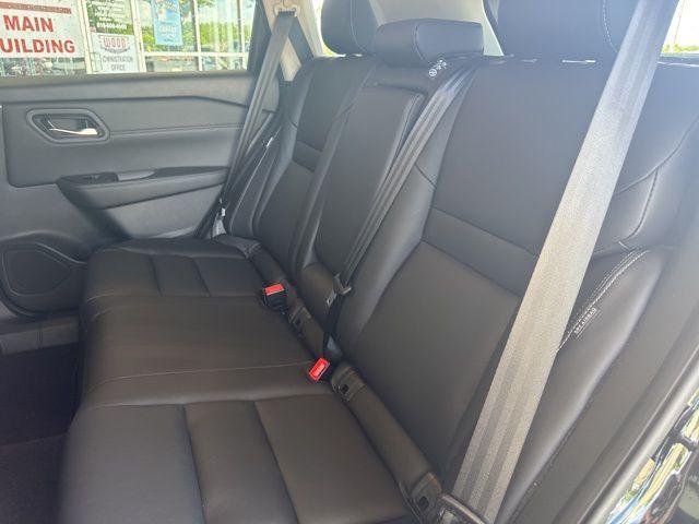 used 2024 Nissan Rogue car, priced at $31,998