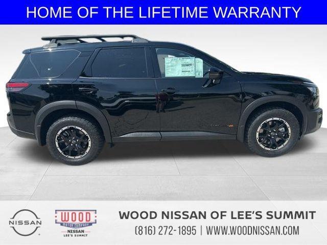 new 2025 Nissan Pathfinder car, priced at $43,176