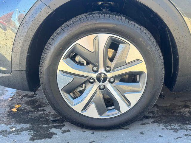 used 2022 Kia Niro EV car, priced at $21,468