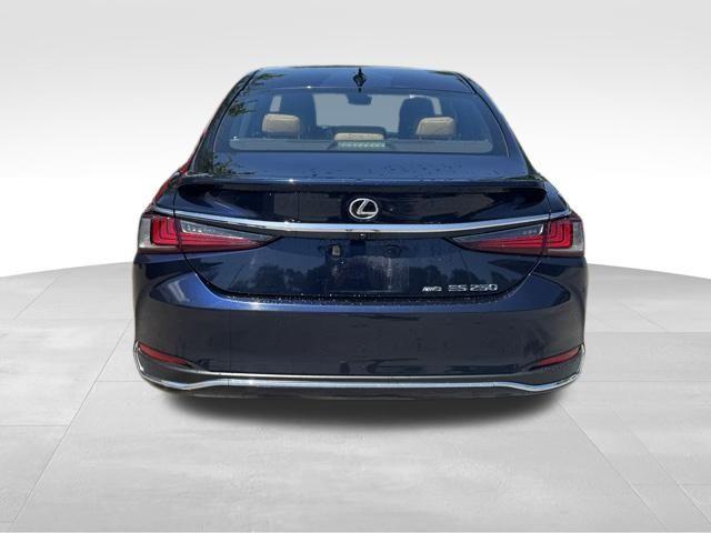 used 2021 Lexus ES 250 car, priced at $28,719