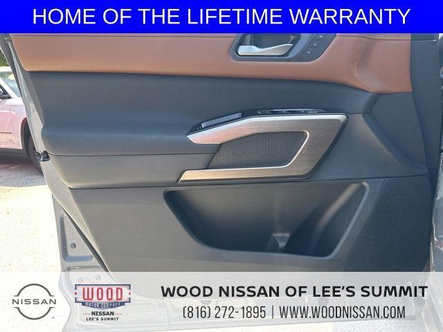 new 2025 Nissan Pathfinder car, priced at $49,952