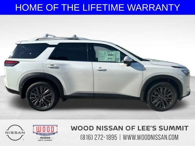 new 2025 Nissan Pathfinder car, priced at $46,752
