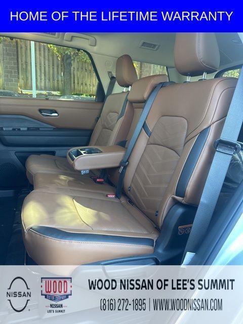 new 2025 Nissan Pathfinder car, priced at $44,344