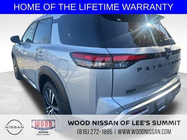 new 2025 Nissan Pathfinder car, priced at $44,344