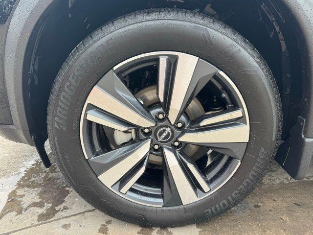 used 2023 Nissan Rogue car, priced at $29,849