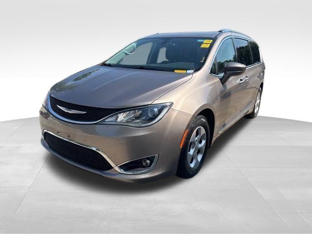used 2017 Chrysler Pacifica car, priced at $16,337