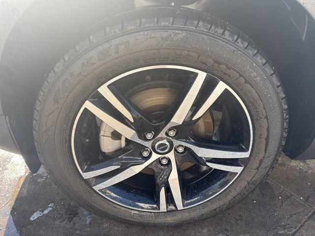 used 2023 Volvo XC40 car, priced at $23,998
