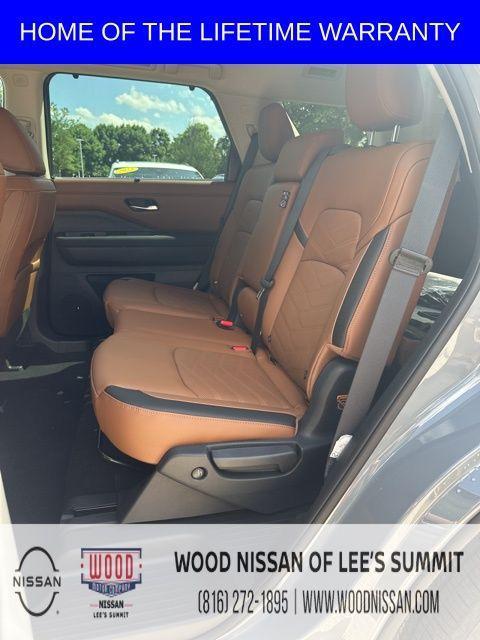 new 2025 Nissan Pathfinder car, priced at $50,273