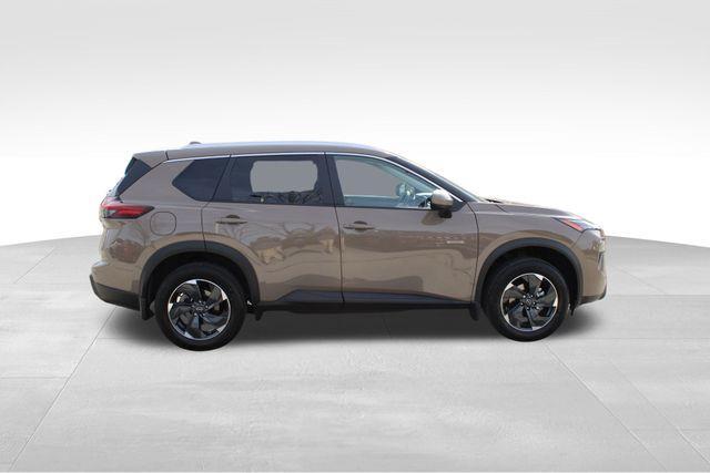 used 2024 Nissan Rogue car, priced at $28,998