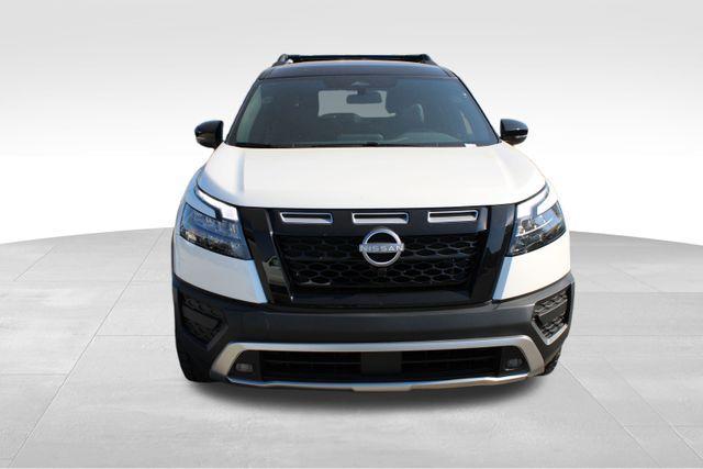 new 2024 Nissan Pathfinder car, priced at $42,384