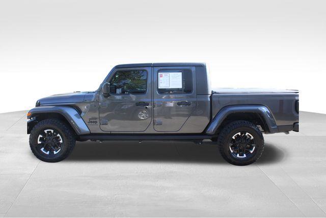 used 2022 Jeep Gladiator car, priced at $33,077