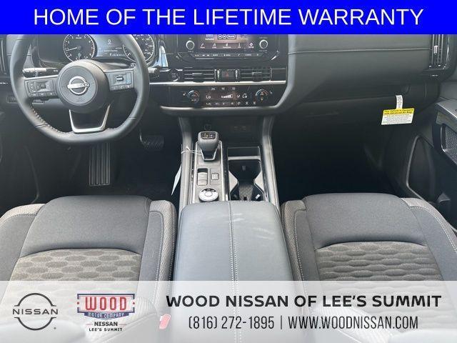 new 2025 Nissan Pathfinder car, priced at $40,055