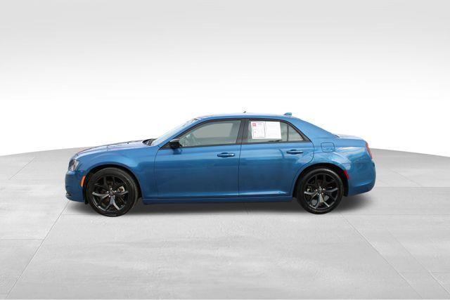 used 2022 Chrysler 300 car, priced at $19,998