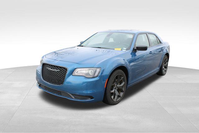 used 2022 Chrysler 300 car, priced at $22,630